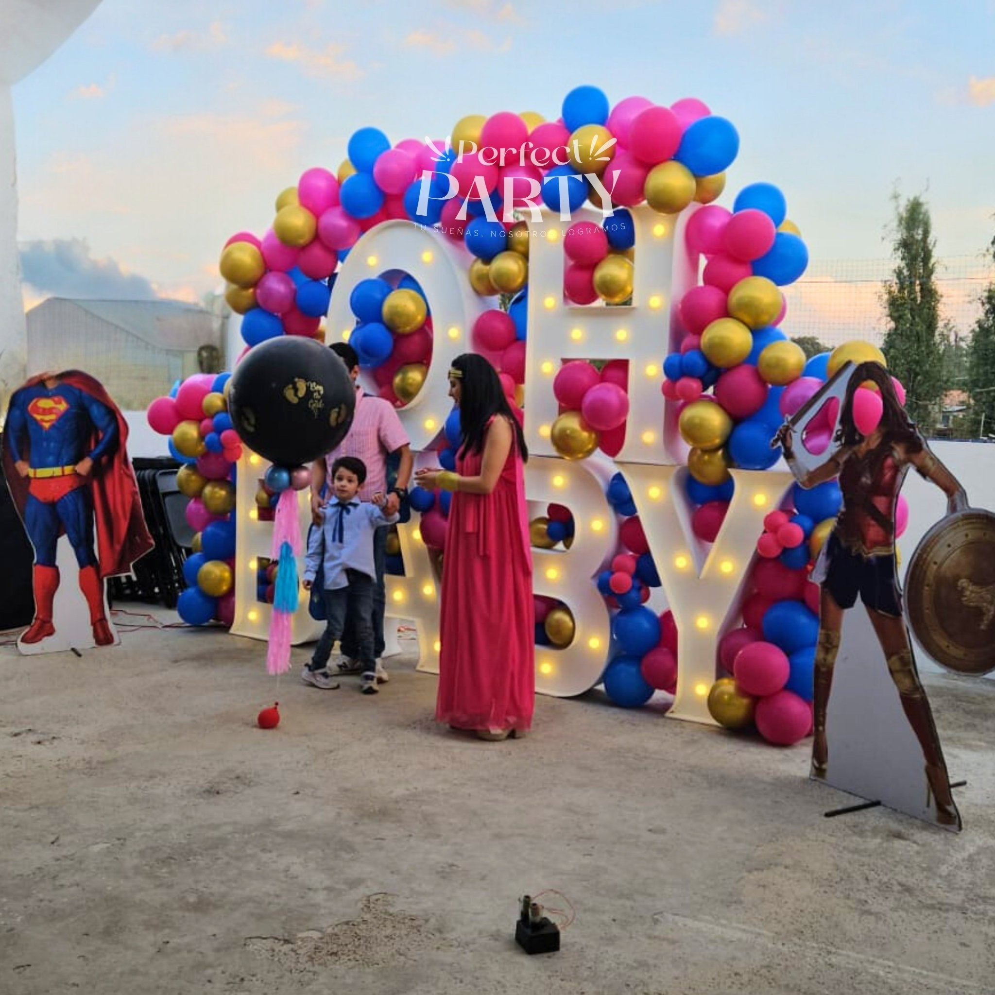 Revelación de Género | Globos, Pirotecnia y Letras LED - Perfect Party
